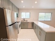 Photo - Welcome to your new coastal retreat in Oce... Apartment Unit D