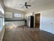 Photo - 2266 Market St