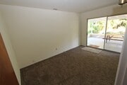 Photo - Beautiful 3 Bedroom Near UCR House