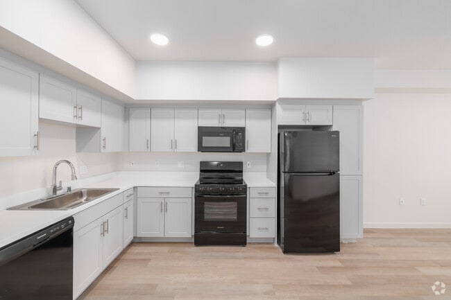 Interior Photo - Symphony at Del Sur