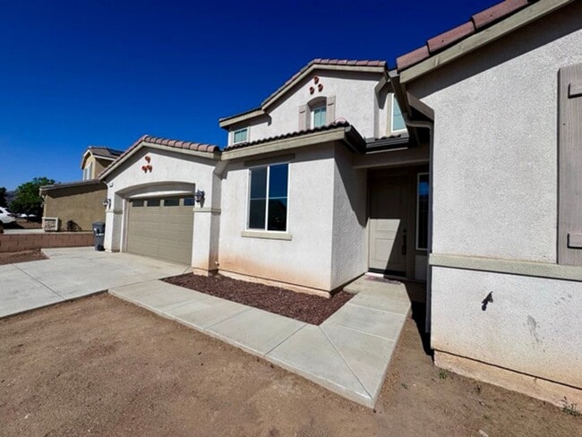 Photo - MOVE IN SPECIAL!! Move in on or before Oct...