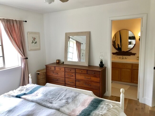 Photo - LOFT HOUSE, 19121-B Camino Vista Rd