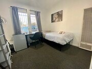 Photo - 1513 W Florence Ave