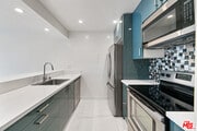 Photo - 1745 Camino Palmero St Condo Unit 439