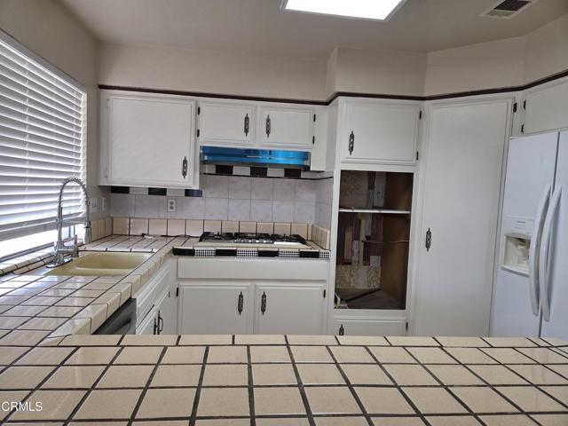 Photo - 18534 Symeron Rd