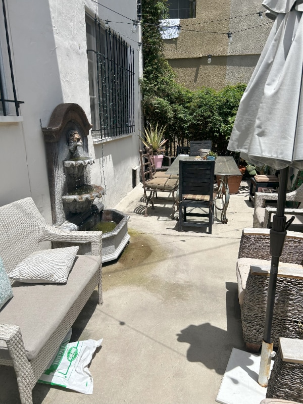 Photo - 420 S Detroit St Unit 1