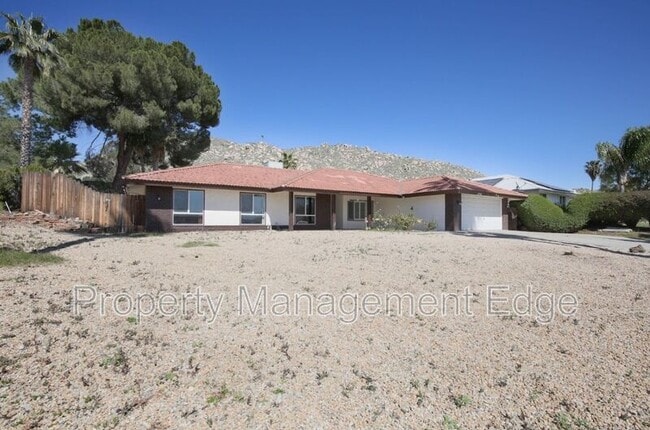 Photo - 25502 Jaclyn Ave