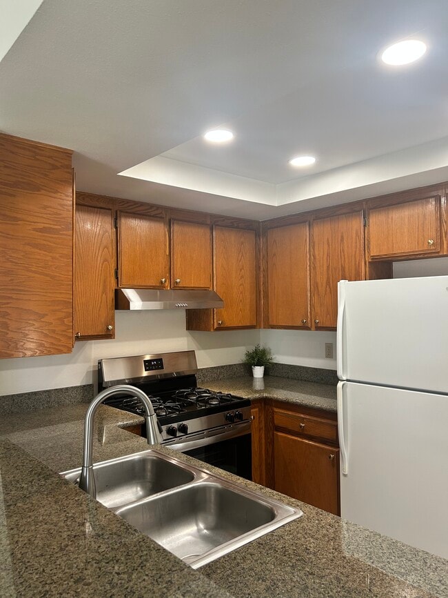 Photo - 795 Brookstone Rd Unit 204
