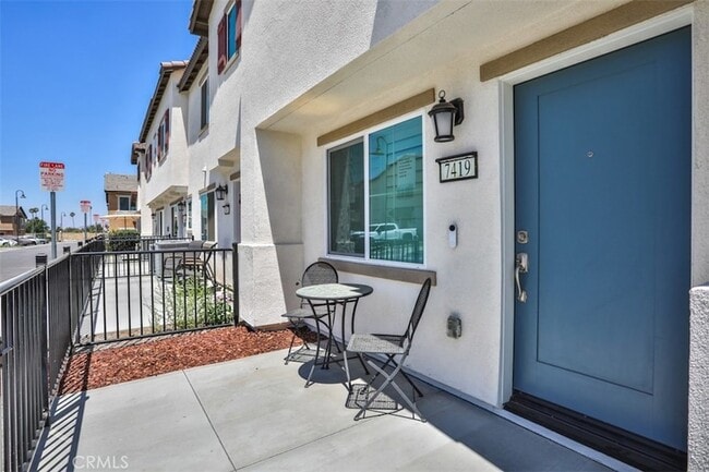 Photo - 7419 Olive Grv St