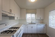 Photo - *OPEN HOUSE: 8/16 1:30-2:30PM* Pacific Bea... Unit 01