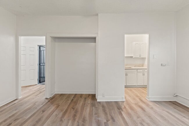 Photo - 1424 Chestnut Ave Unit 07