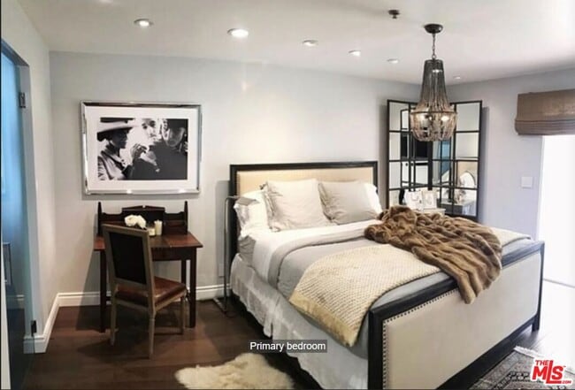 Building Photo - 5805 Oak Bend Ln Unit 210