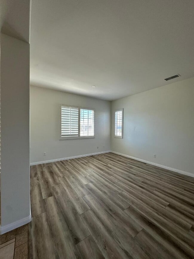 Photo - 110 Francesca Ct