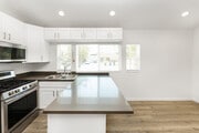 Photo - 22103 Parthenia St Condo Unit 22103 Parthenia Street