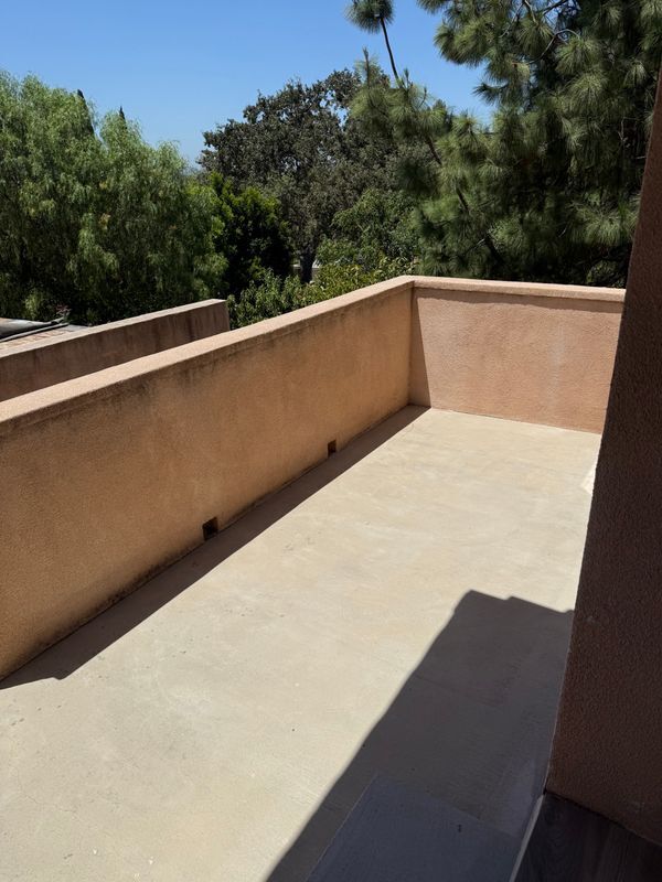 Photo - 1769 Los Feliz Dr