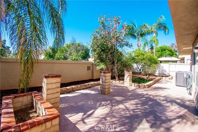 Photo - 800 Vista Real St