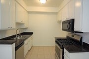 Photo - 11107 La Maida St Unit 107