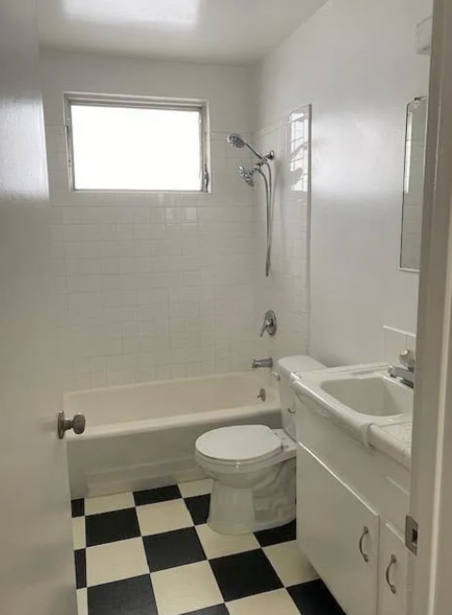 Photo - 3834 Mentone Ave Unit 1