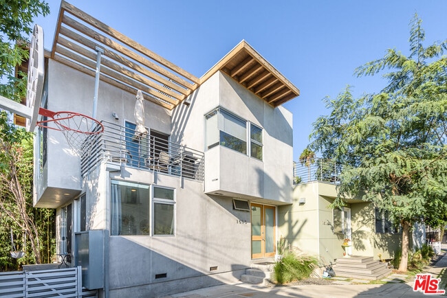 Building Photo - 1513 Orange Grove Ave