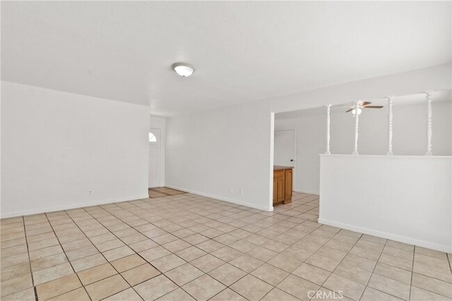 Photo - 10743 Cass St