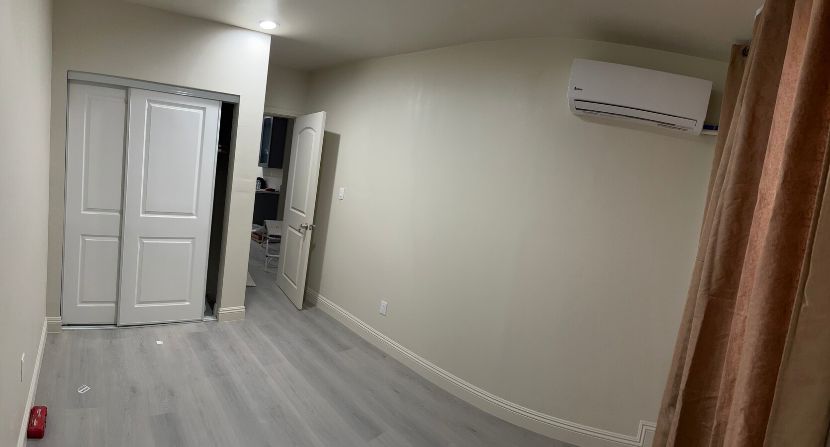 Photo - 3721 Vineland Ave