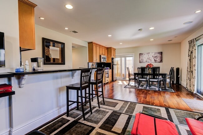 Photo - 2504 23rd St Unit #A UNFURNISHED