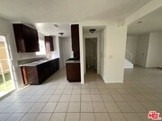 Photo - 142 E Merrill Ave