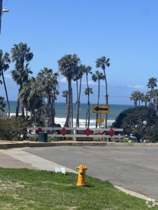Building Photo - Have your own slice of Paradise - One of a... Rental
