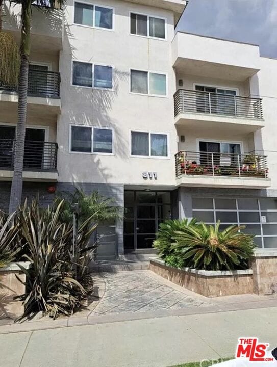 Photo - 811 S Bedford St Unit 303