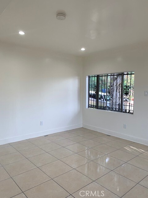 Photo - 2005 W Ave 33