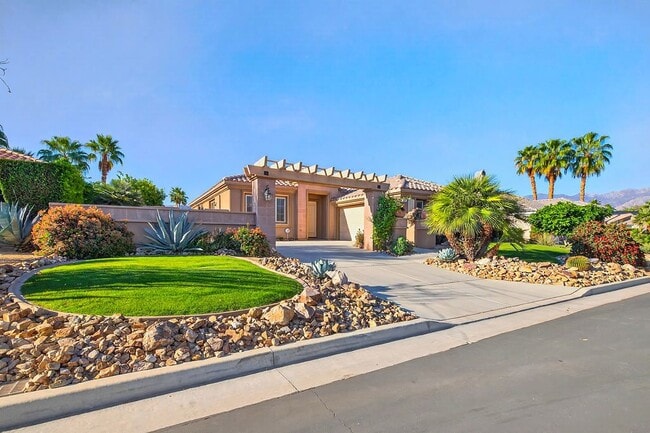 Building Photo - 41 Vista Mirage Way