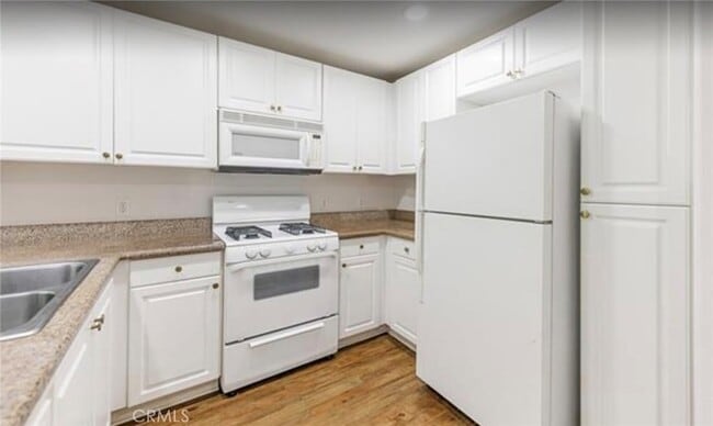 Photo - 2257 Watermarke Pl