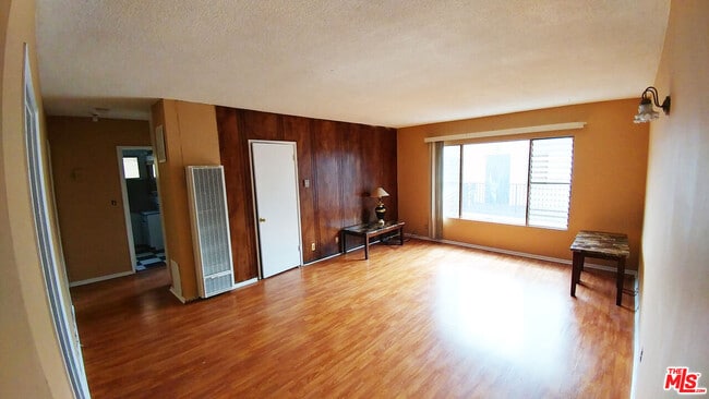 Photo - 4106 Rosewood Ave Unit 11