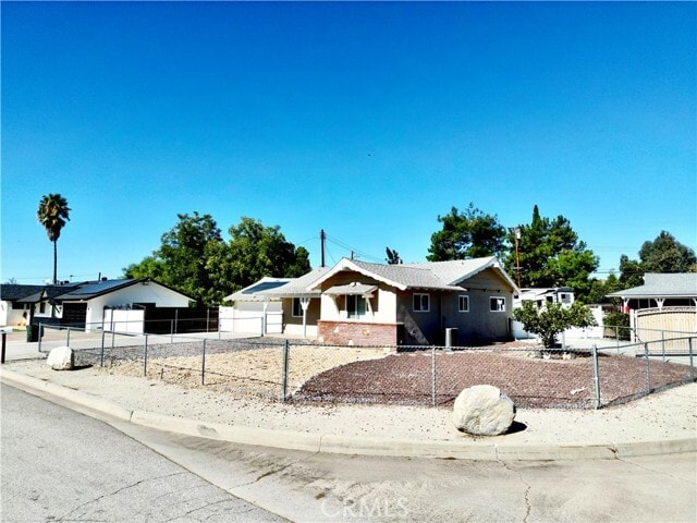 Photo - 34254 Rosemont Dr