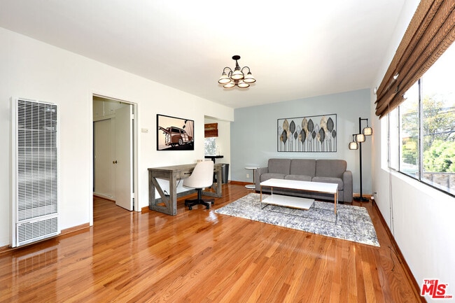 Photo - 3743 McLaughlin Ave Unit #12