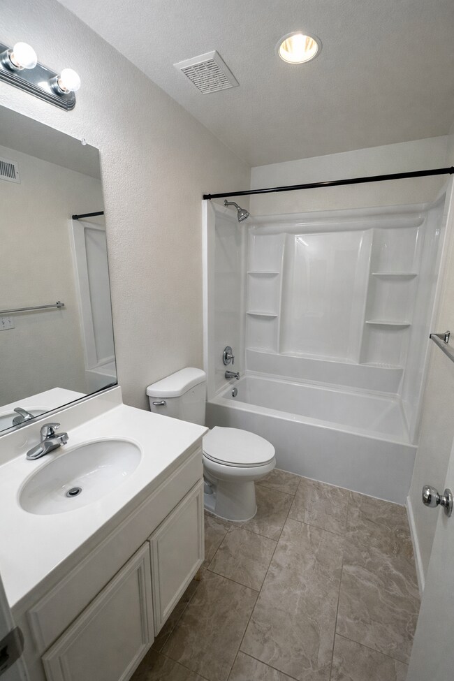 Photo - 2150 Caminito Leonzio