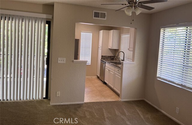 Photo - 2554 Olive Dr Unit 92