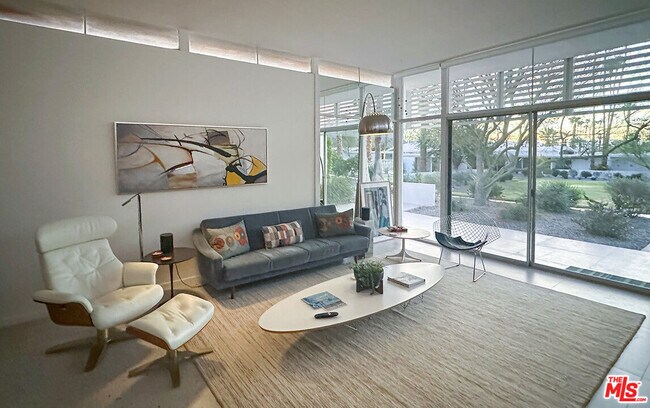 Photo - 2324 Skyview Dr