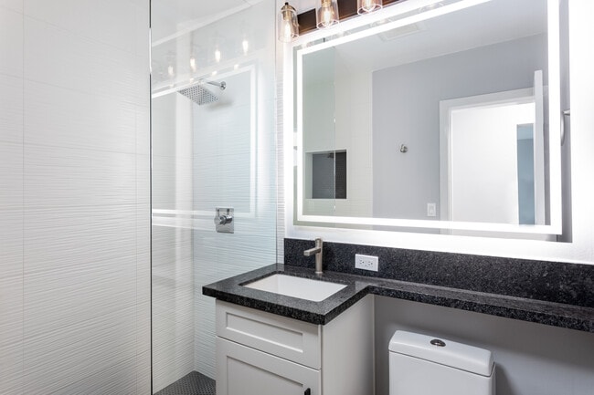 Photo - Apex Apartments