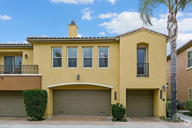 Building Photo - Charming and Bright Condo Available Soon!
