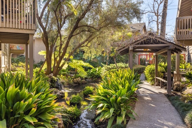 The Aspens Fairhaven - Santa Ana, CA | WestsideRentals.com