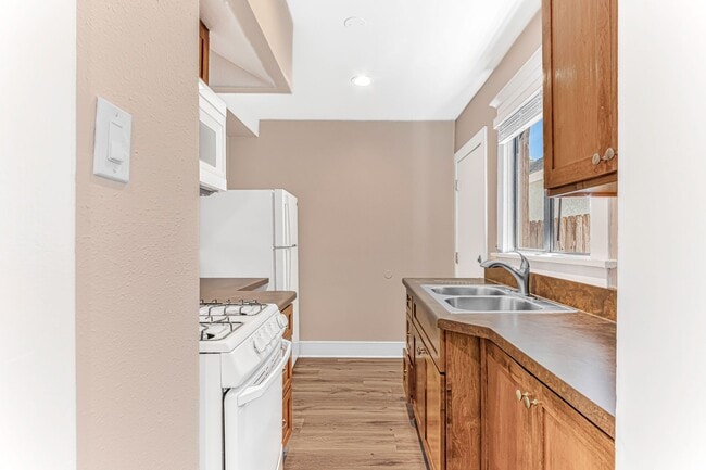 Photo - 1460 Gaviota Ave Unit 05