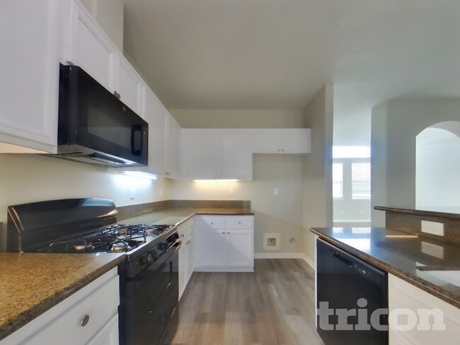 Photo - 757 Pino Ave