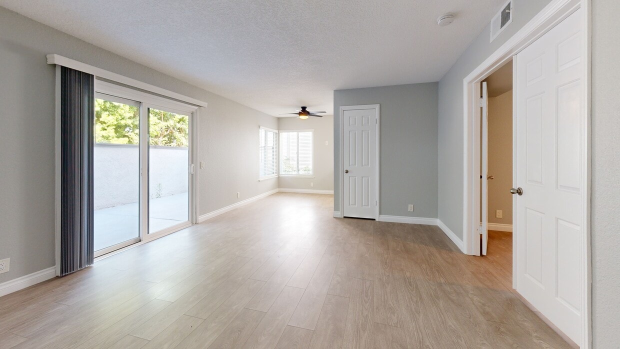 3D Tour - Beachpoint Apartments