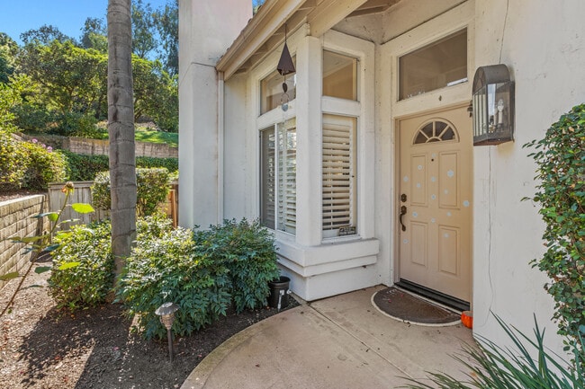 Photo - 16140 Av. Venusto