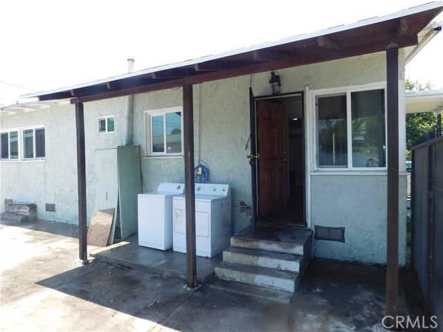 Building Photo - 806 E 103rd Pl