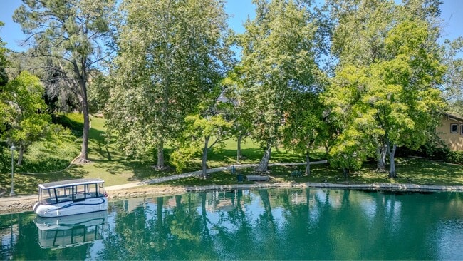 Photo - Luxury waterfront living in Calabasas