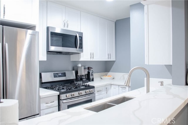 Photo - 4705 Kester Ave Unit 106