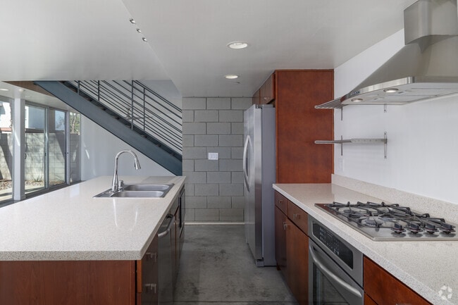 2BD, 2.5BA - 1,695SF - Kitchen - The Towers