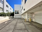 Photo - 14019 Vanowen St Apartment